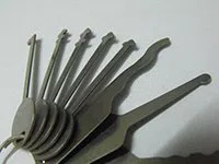 Lock Locksmith Tech Newton, MA 617-712-1215 - change-locks-service